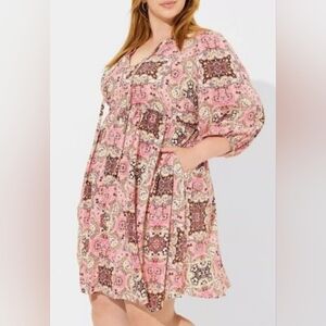 Elegant Pink Patterned Dress